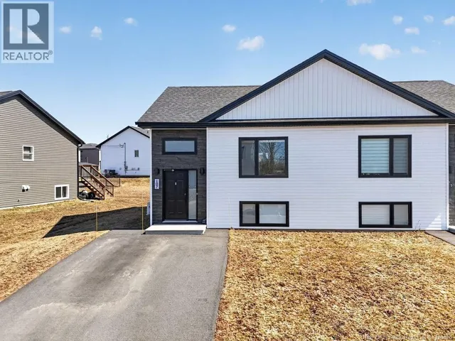 107 Francfort Crescent, Moncton, New Brunswick E1G5W7