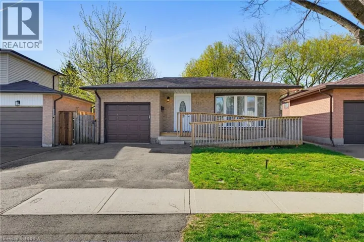 179 BANBURY Road, Brantford, Ontario N3P1E6