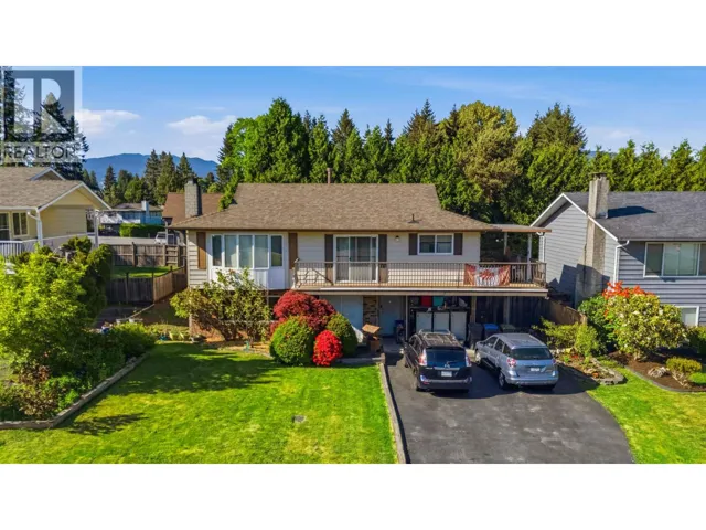 1939 CONNAUGHT AVENUE, Port Coquitlam, British Columbia V3C4C5