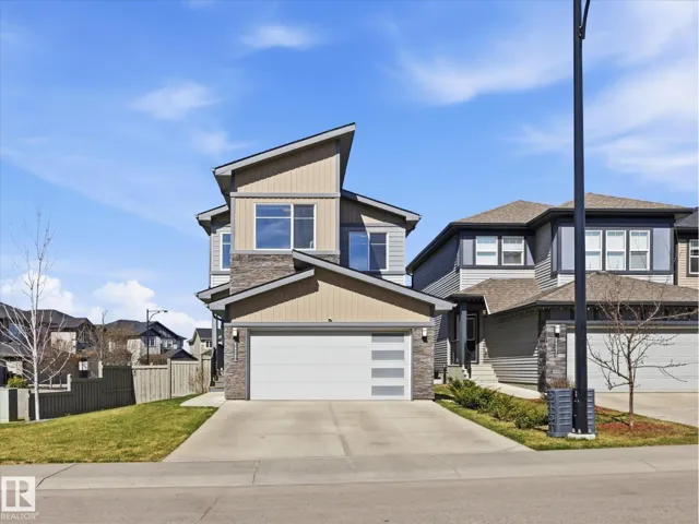 8420 CUSHING CT SW, Edmonton, Alberta T6W3L3