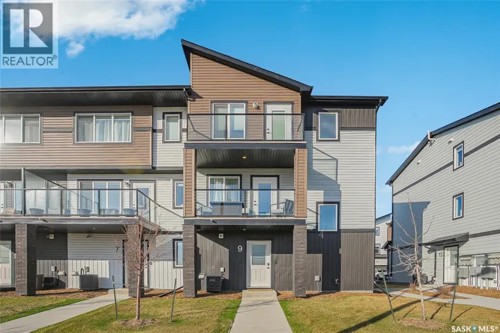 9 651 Dubois CRESCENT, Saskatoon, Saskatchewan S7V0R3