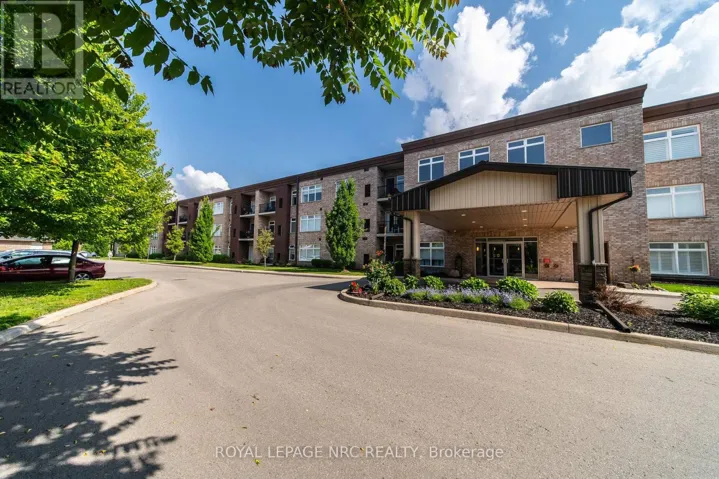 102 - 4644 PETTIT AVENUE, Niagara Falls (Morrison), Ontario L2E0B4
