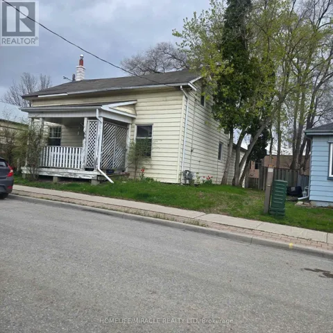 451 SIMCOE STREET, Newmarket (Central Newmarket), Ontario L3Y2M5