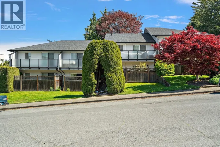 5 3235 Alder St, Saanich, British Columbia V8X1P3