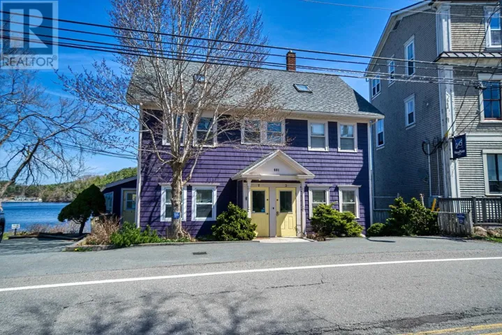 2 601 Main Street, Mahone Bay, Nova Scotia B0J2E0
