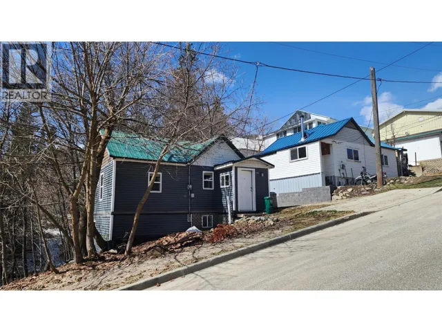 2165 Spokane Street, Rossland, British Columbia V0G1Y0