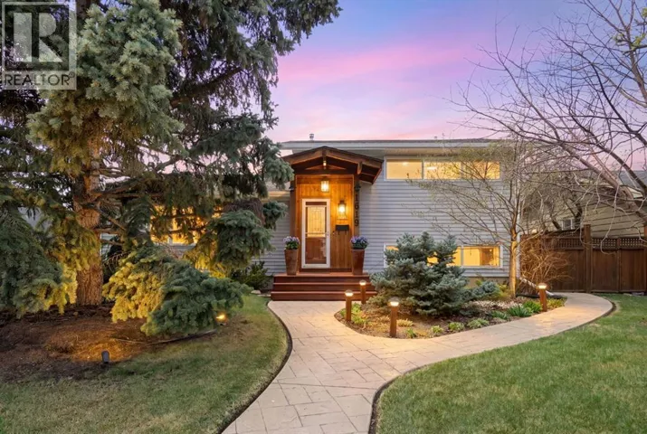 1619 47 Street SW, Calgary, Alberta T3C2E2