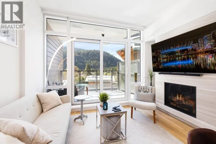 504 6687 NELSON AVENUE, West Vancouver, British Columbia V7W2B2