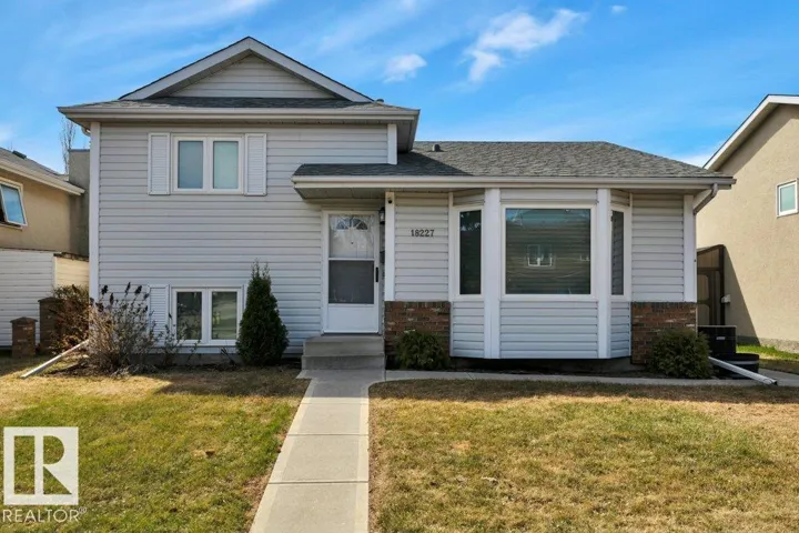 18227 76 AV NW, Edmonton, Alberta T5T4R2