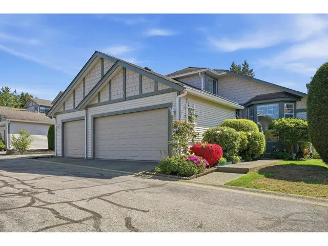 94 9012 WALNUT GROVE DRIVE, Langley, British Columbia V1M2K3