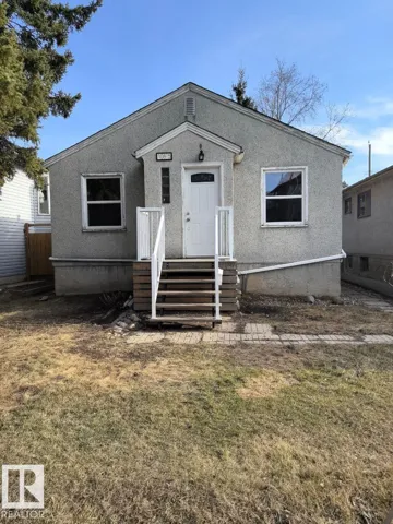 10815 68 AV NW, Edmonton, Alberta T6H2B7