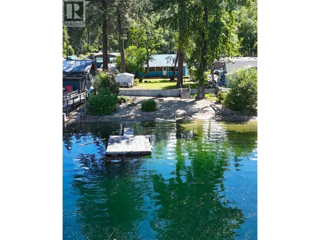 189 Alpine Road, Christina Lake, British Columbia V0H1E1