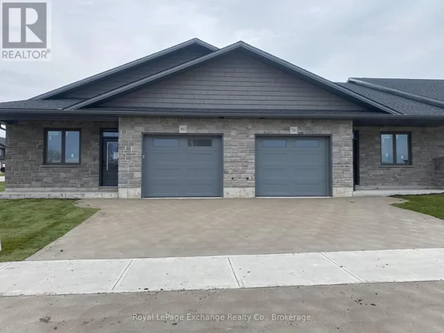 20 MERCEDS CRESCENT, Kincardine, Ontario N2Z1G8