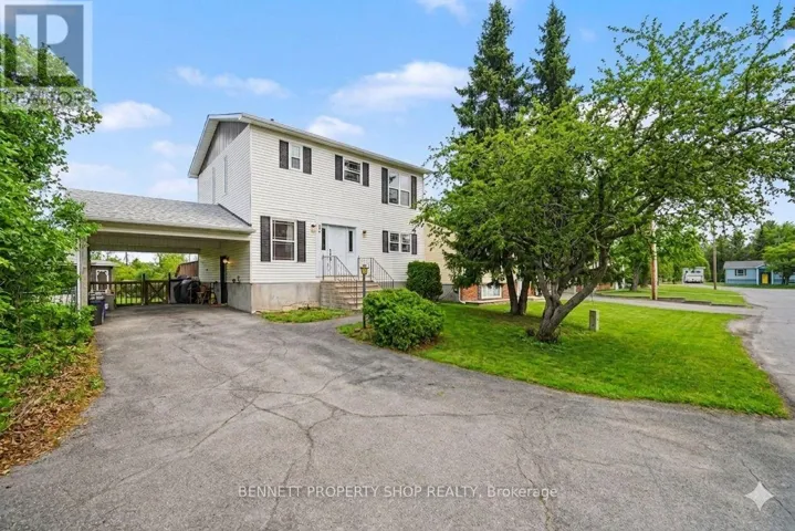 22 POOLE CREEK CRESCENT, Ottawa, Ontario K2S1T6