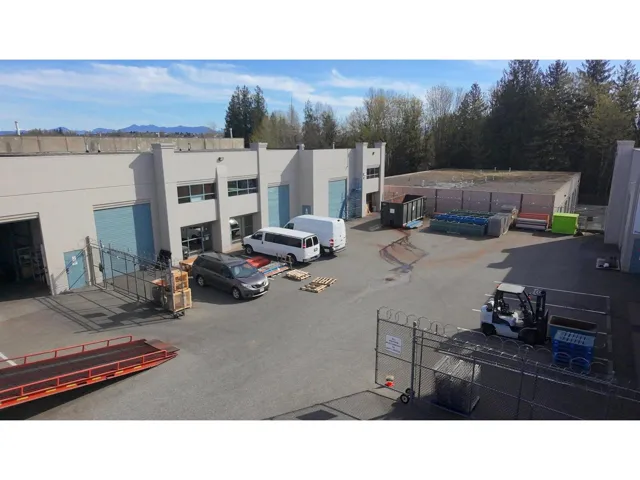 J 2630 PROGRESSIVE WAY, Abbotsford, British Columbia V2T6H8