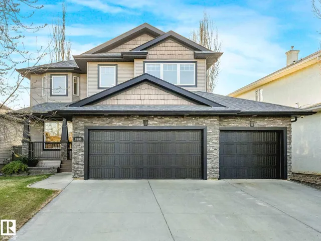 8908 208 ST NW, Edmonton, Alberta T5T6Y3