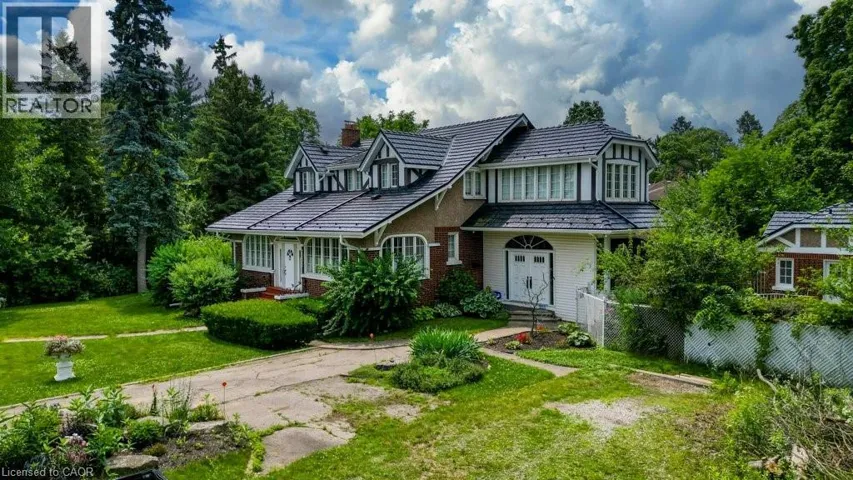 2032 CORONATION Avenue, Cambridge, Ontario N3H3S5