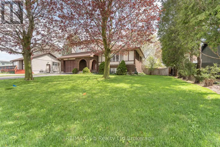 2 CRANBERRY ROAD, Tillsonburg, Ontario N4G4Y9