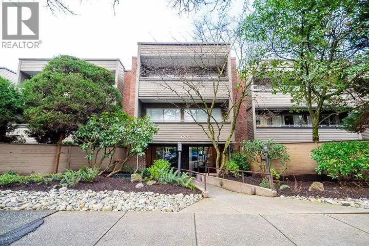 111 1777 WEST 13TH AVENUE, Vancouver, British Columbia V6J2H2