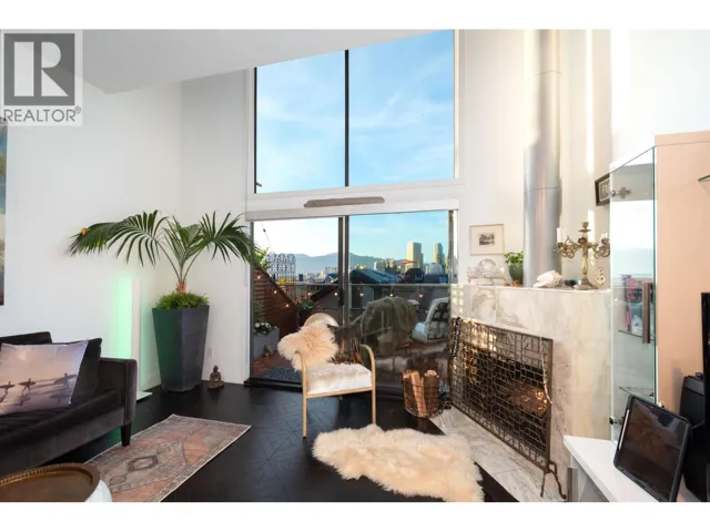 1167 W 8TH AVENUE, Vancouver, British Columbia V6H1C5