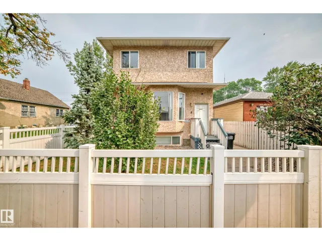 10711A 95 ST NW, Edmonton, Alberta T5H2C8