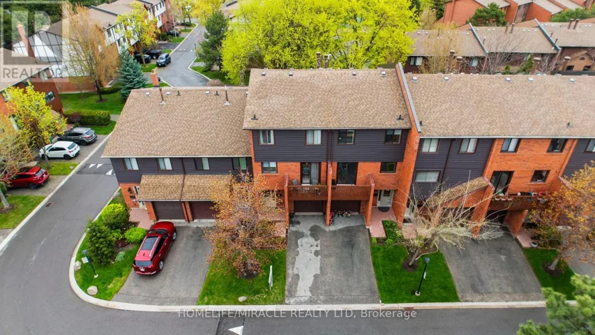 32 - 4165 FIELDGATE DRIVE, Mississauga (Rathwood), Ontario L4W2M9