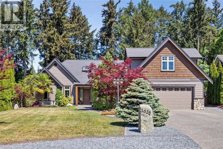 1635 Stone Lake Dr, Nanoose Bay, British Columbia V9P9L1