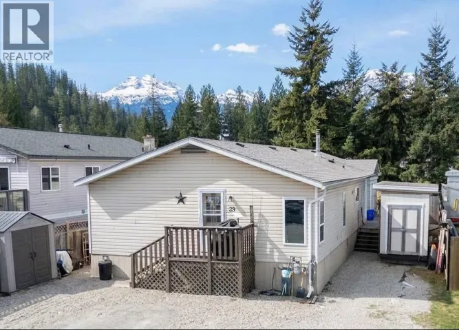 39 Johnson Way, Revelstoke, British Columbia V0E2S0