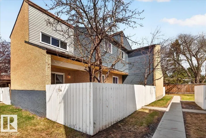 114 KASKITAYO CO NW, Edmonton, Alberta T6J3T3