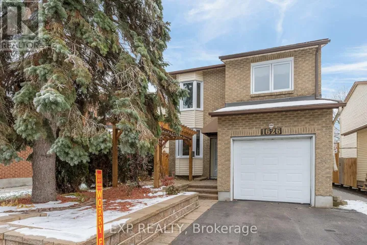 1626 PRESTWICK DRIVE, Ottawa, Ontario K1E2Y1