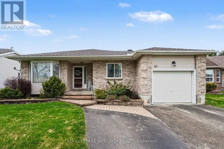 25 DECARIA BOULEVARD, Perth, Ontario K7H3P8