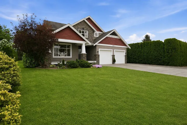 5120 214 STREET, Langley, British Columbia V3A5B7