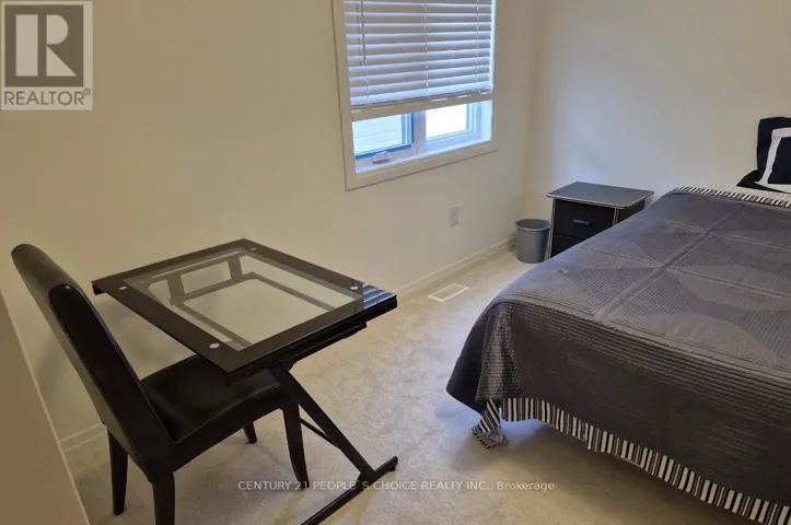 ROOM - 124 SAILORS LANDING, Clarington (Bowmanville), Ontario L1C7G4