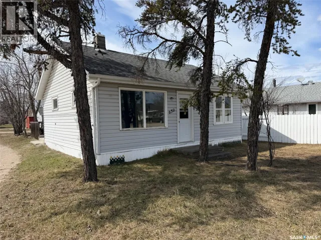 639 Albert STREET, Hudson Bay, Saskatchewan S0E0Y0