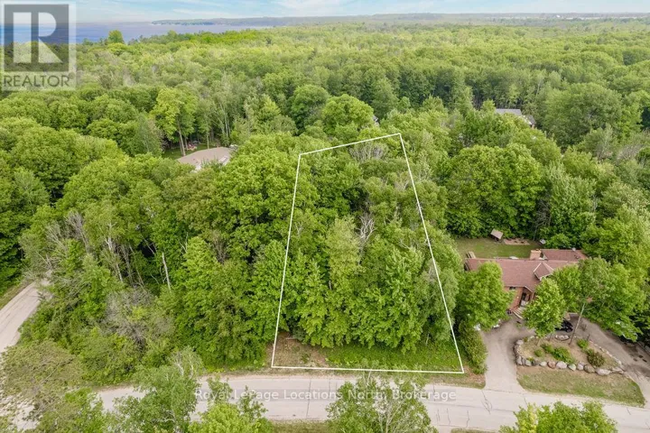 16 SUNWARD DRIVE, Wasaga Beach, Ontario L9Z1B3