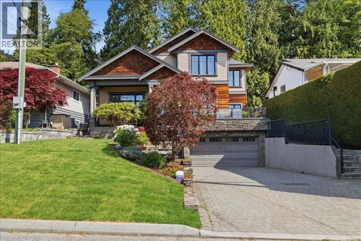 1152 WELLINGTON DRIVE, North Vancouver, British Columbia V7K1L2