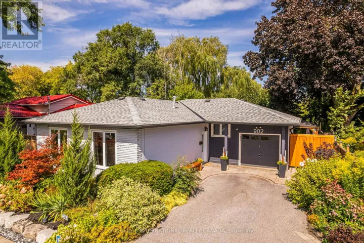 902 VISTULA DRIVE, Pickering (West Shore), Ontario L1W2L5