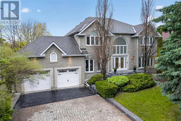 46 DEERCHASE CIRCLE, Vaughan (Islington Woods), Ontario L4H1B4