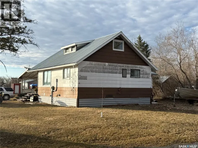 731 W 1st STREET, Weekes, Saskatchewan S0E1V0
