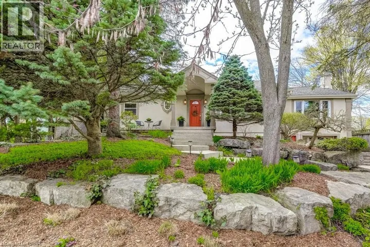 121 ELGIN Street, Waterdown, Ontario L0R2H0