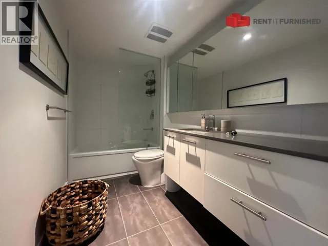 909 150 E CORDOVA STREET, Vancouver, British Columbia V6A0E7