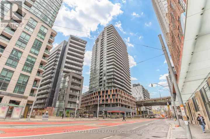 2013 - 20 BRUYERES MEWS, Toronto (Niagara), Ontario M5V0G8