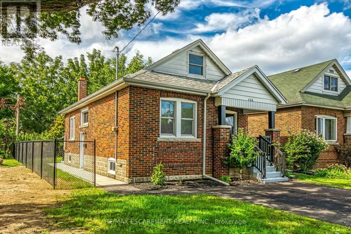126 AUBURN AVENUE, Hamilton (Bartonville), Ontario L8K3B2