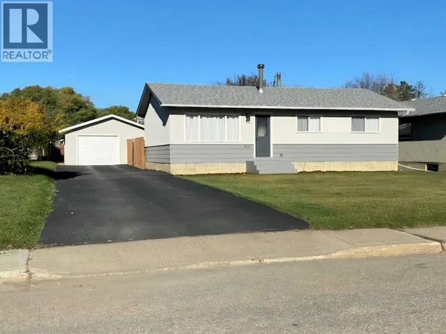 9606 84 Avenue, Peace River, Alberta T8S1A6