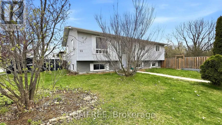 13 PEARL STREET, Smiths Falls, Ontario K7A5G2