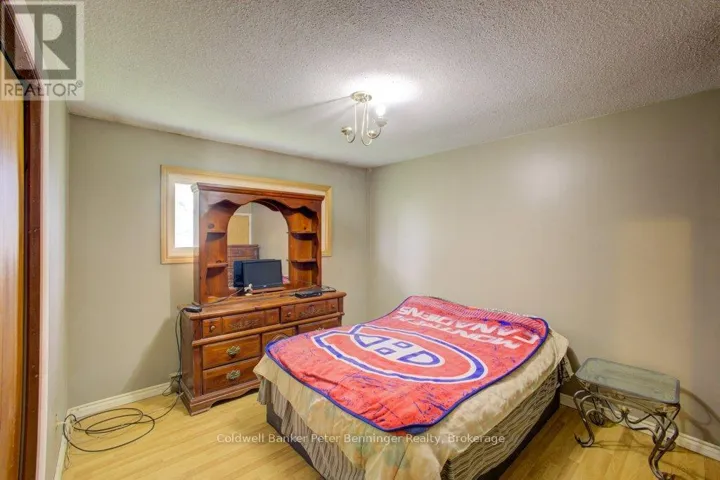 780