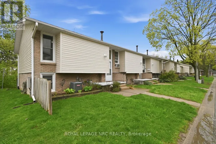 61 - 151 PARNELL ROAD, St. Catharines (Vine/Linwell), Ontario L2M3S4