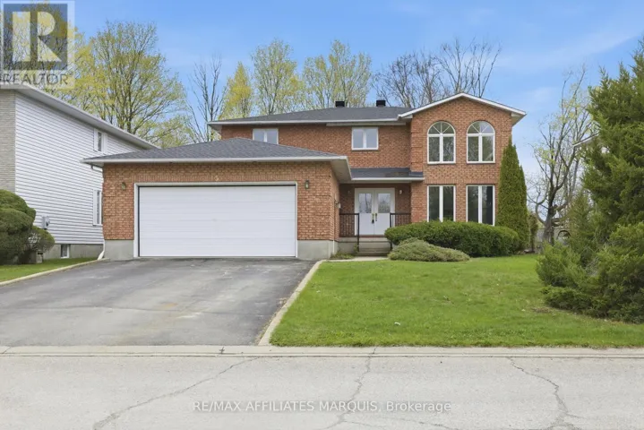 15 DAVIS DRIVE, Smiths Falls, Ontario K7A5G7