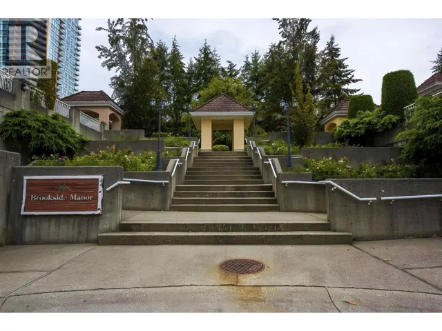 203 515 WHITING WAY, Coquitlam, British Columbia V3J7W9