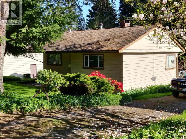 2465 KEATS ROAD, North Vancouver, British Columbia V7H1J6